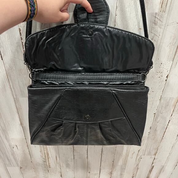 Vintage Dessiree Black Faux Leather Envelope Clutch Buckle Bag 80s Retro - Picture 5 of 9